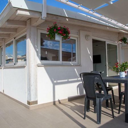 Le Amiche 2 Appartement Marina di Ragusa Buitenkant foto