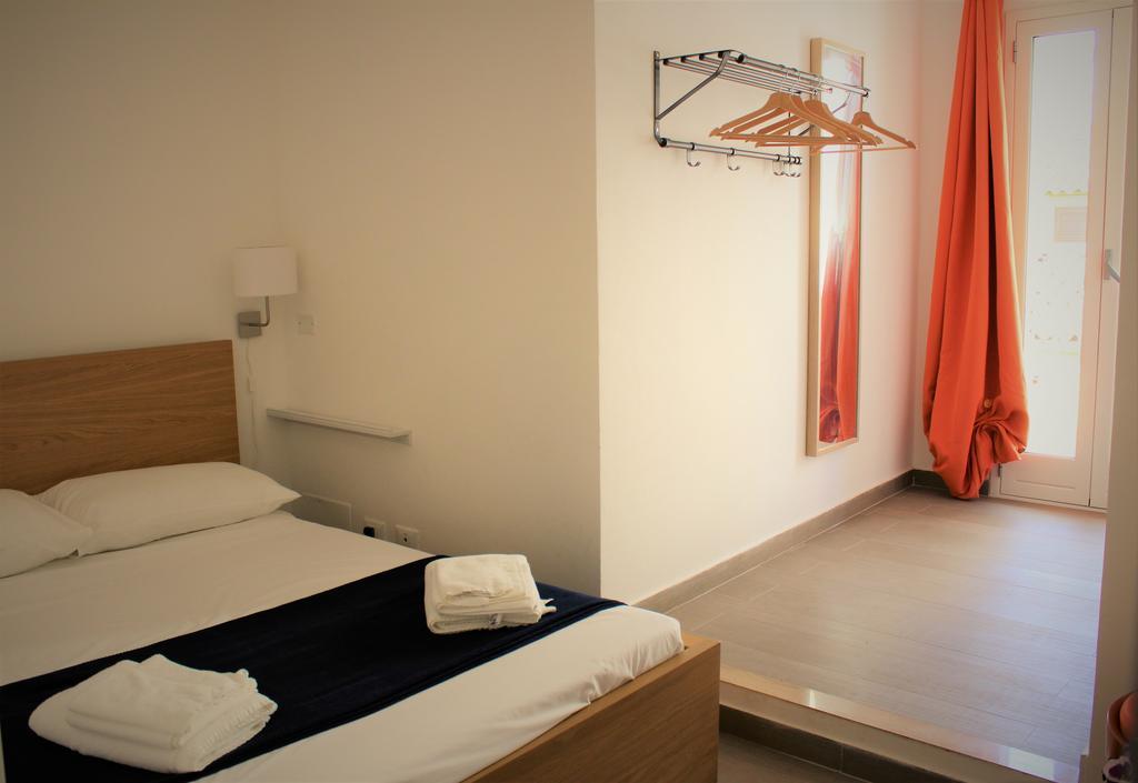 Le Amiche 2 Appartement Marina di Ragusa Buitenkant foto