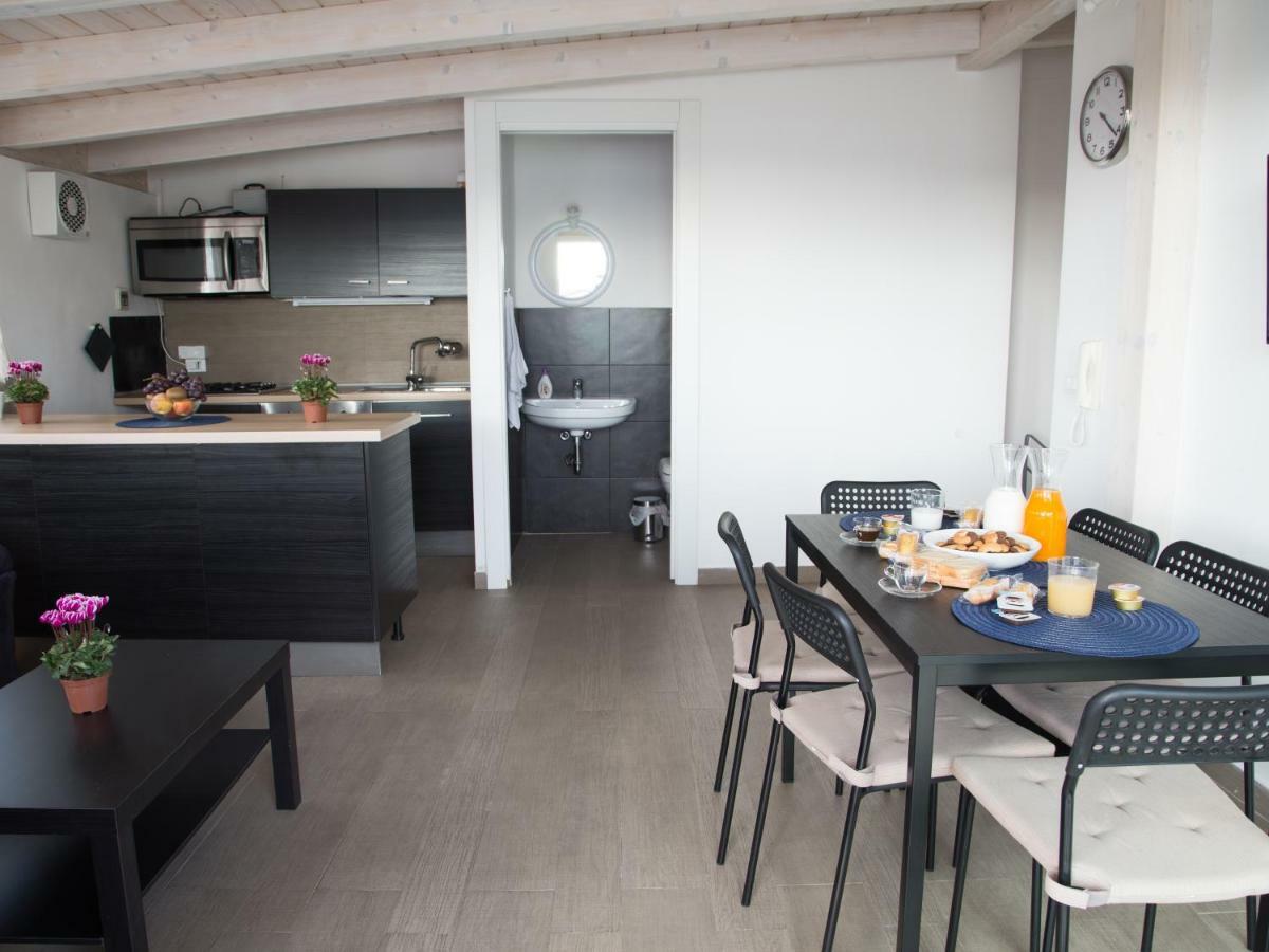 Le Amiche 2 Appartement Marina di Ragusa Buitenkant foto