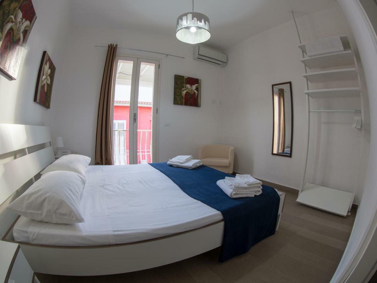Le Amiche 2 Appartement Marina di Ragusa Buitenkant foto